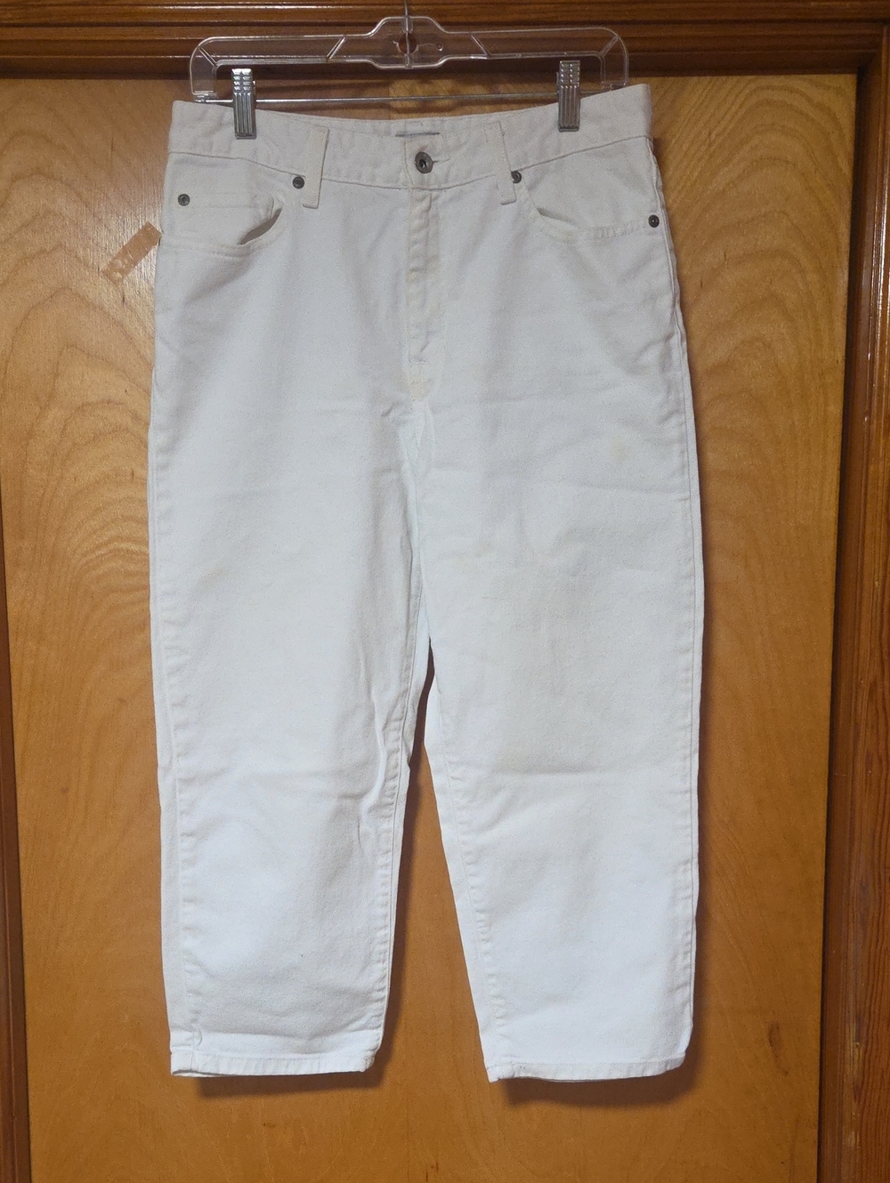 L.L. Bean White Cropped Jrans Size 10